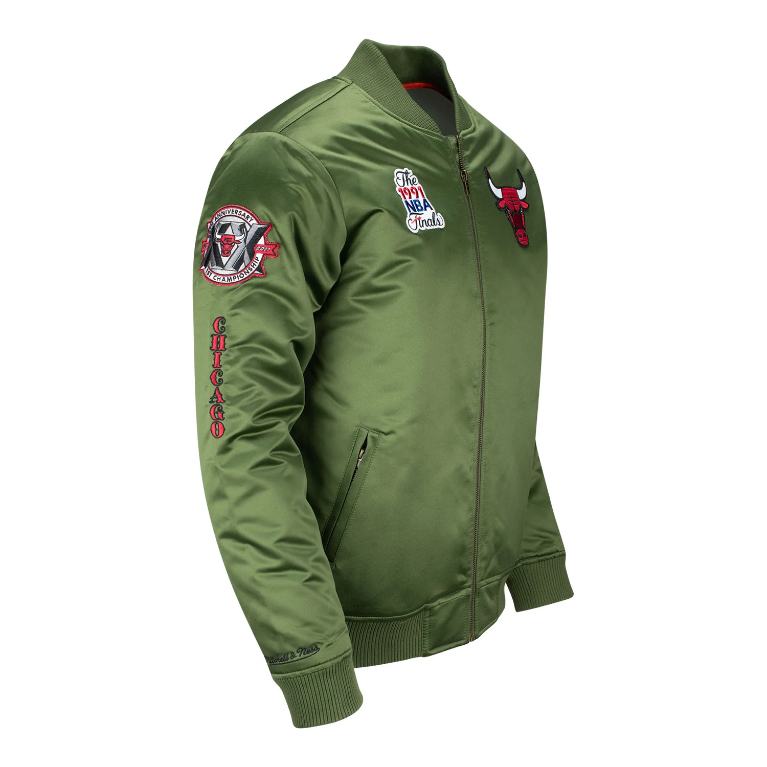Chicago Bulls Mitchell & Ness Satin Bomber Jacket - Image 4